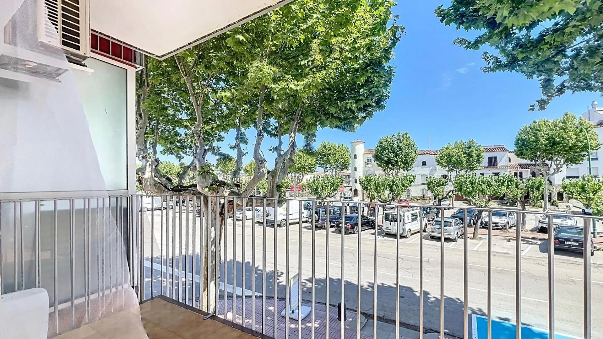 Poblat Tipic Piso Un Dormitorio Y Terraza 엠푸리아브라바